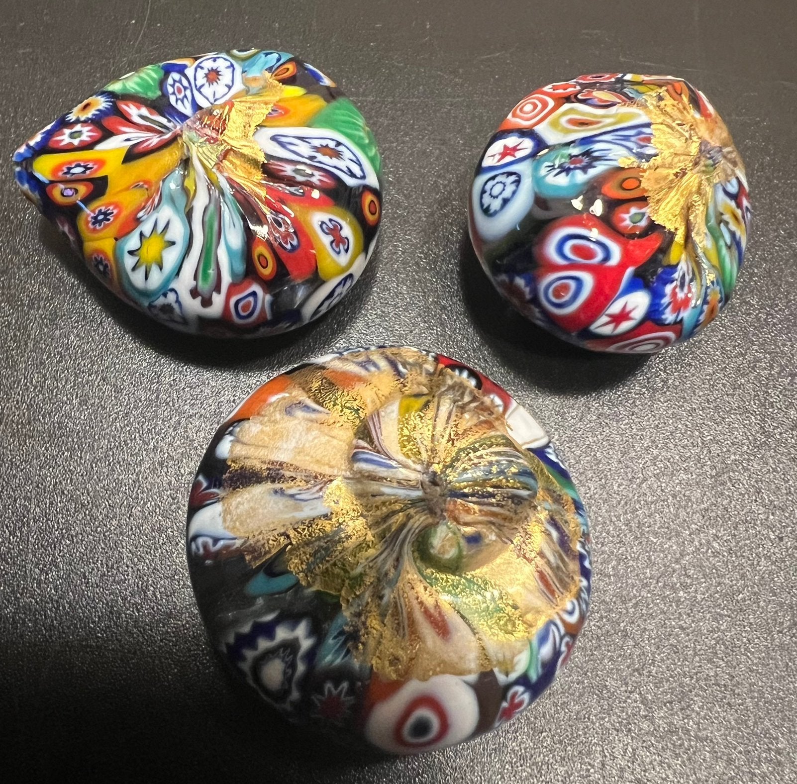3 vintage Murano millefiori paperweights net bladgoud erop, Ophalen of Verzenden
