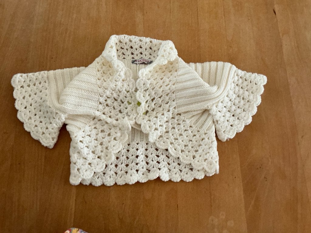 Crème cirkelvest maat 122/128, Ophalen of Verzenden, Nieuw, Meisje, Trui of Vest