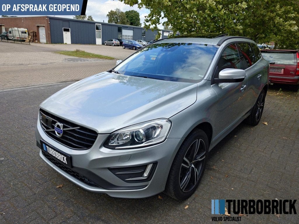 Volvo XC60 2.0 T5 FWD R-Design automaat|Pano|Trekhaak|Clima|, Auto's, Volvo, 15 km/l, Gebruikt, 4 cilinders, 1969 cc