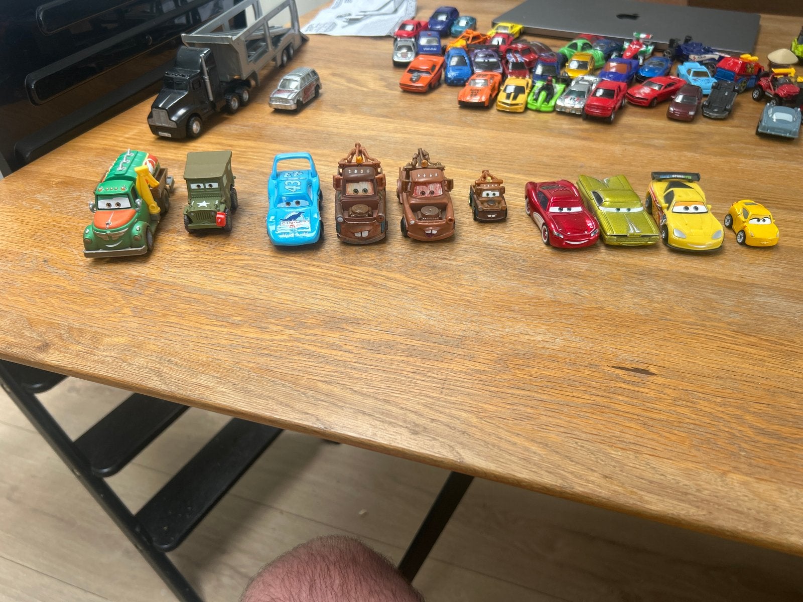 Grote Disney Cars Collectie - Bliksem McQueen & Vrienden, Kinderen en Baby's, Speelgoed | Speelgoedvoertuigen, Ophalen, Gebruikt