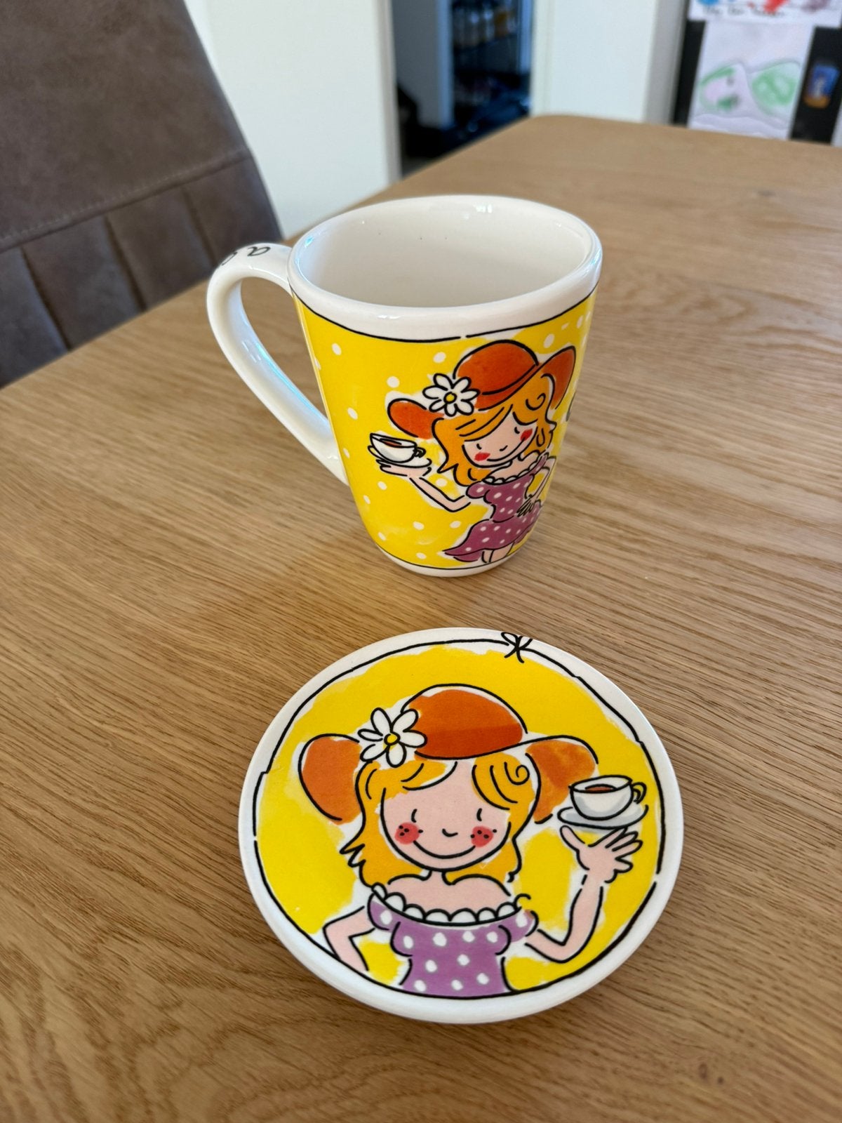 Blond Amsterdam - A cup of blond - geel, Ophalen of Verzenden, Zo goed als nieuw, Aardewerk, Kop(pen) en/of Schotel(s)