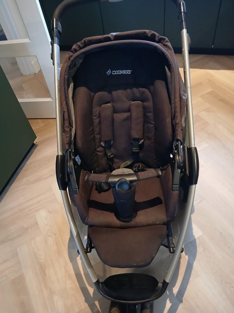 Wandelwagen Maxi-Cosi Mura Plus 3 met veel extra's, Kinderen en Baby's, Kinderwagens en Combinaties, Gebruikt, Verstelbare duwstang