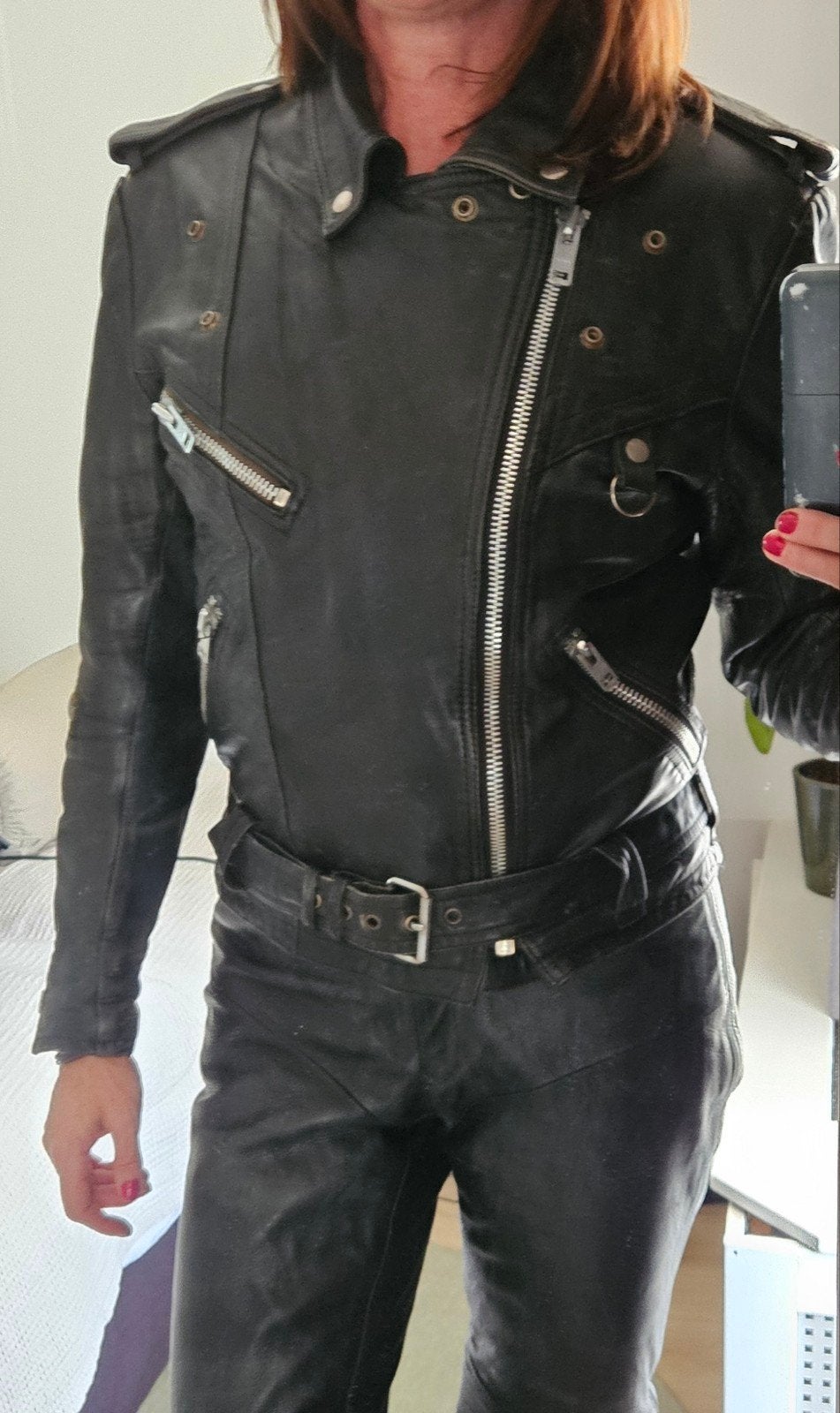Zwarte leren motorjas met rode voering, Ophalen of Verzenden, Zo goed als nieuw, Zwart