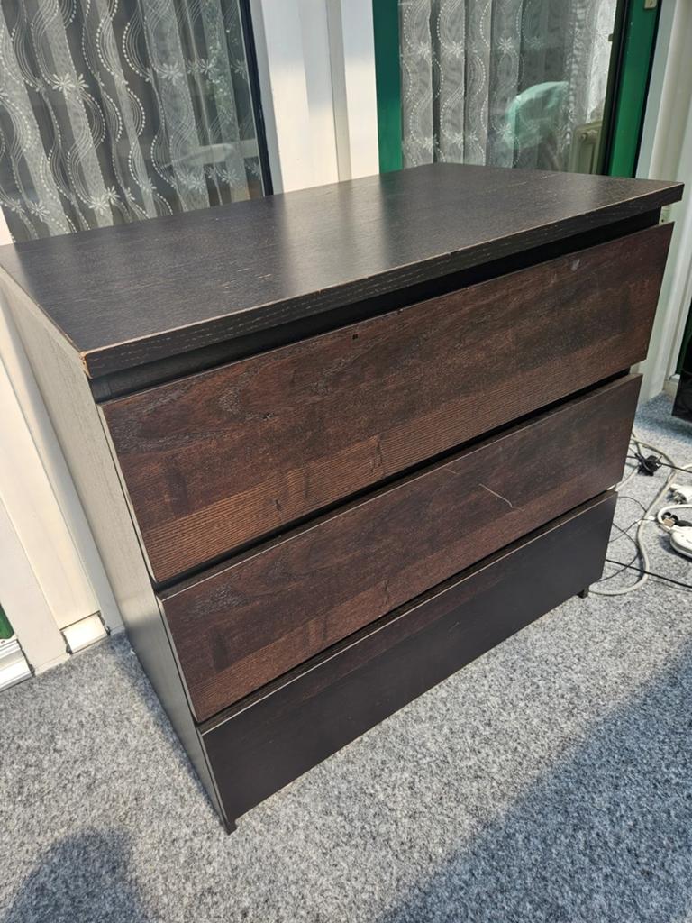 IKEA MALM ladenkast met 3 grote diepe laden. 
Donkerbruin/zw, Huis en Inrichting, Kasten | Ladekasten, Gebruikt, 3 of 4 laden