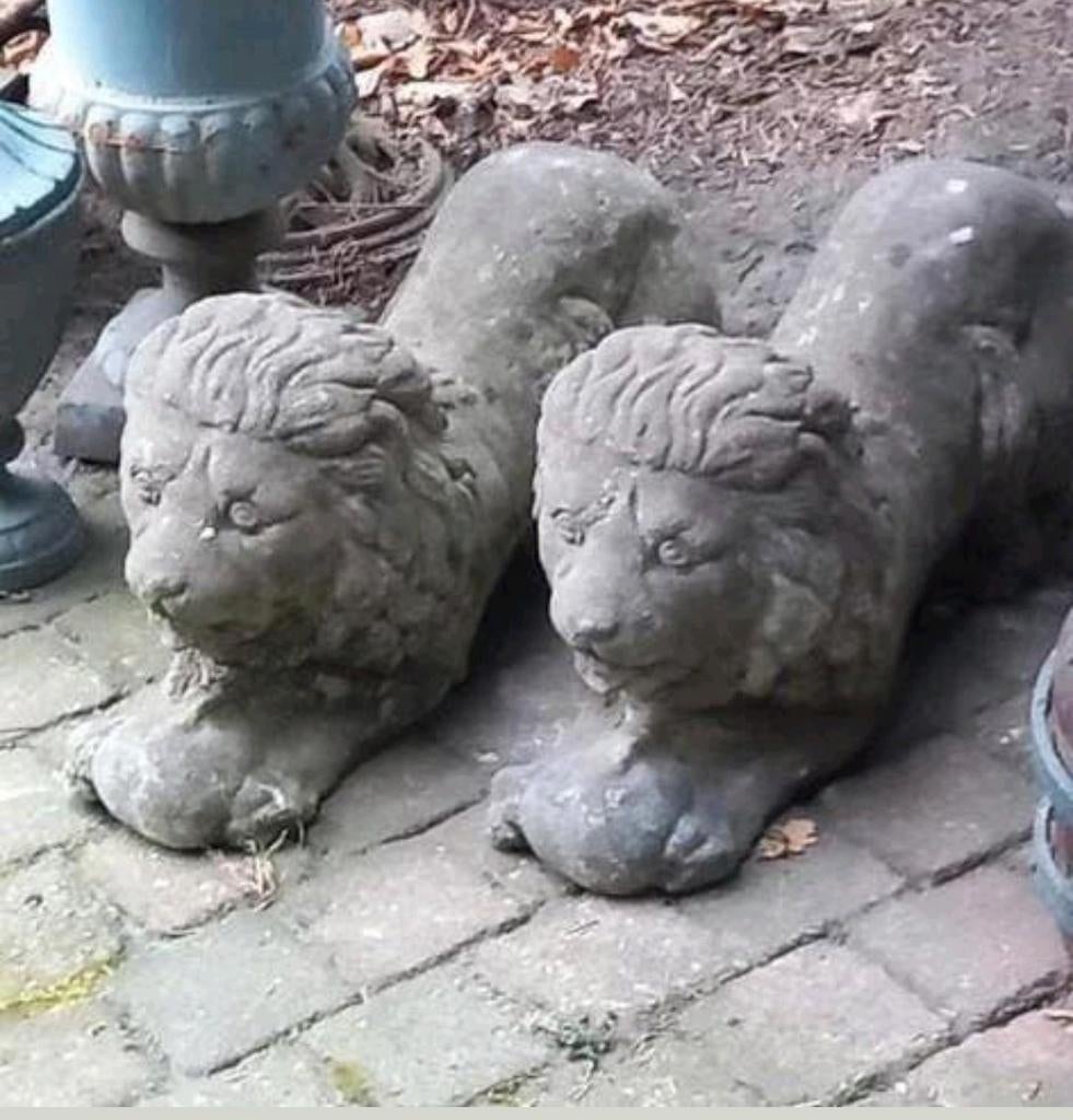 Antieke betonnen tuinbeelden van leeuwen, Tuin en Terras, Ophalen of Verzenden, Gebruikt, Beton, Dierenbeeld