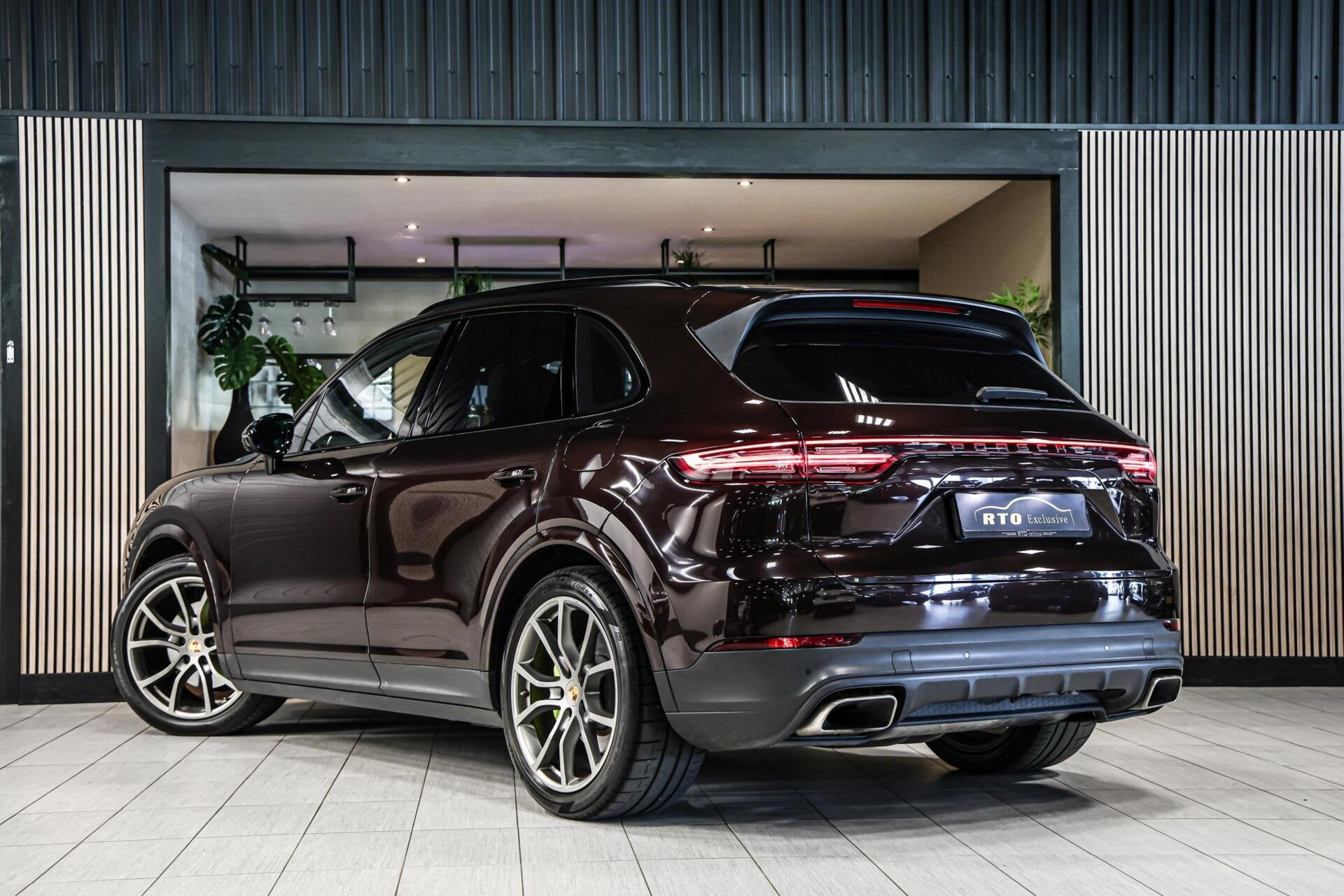 Porsche Cayenne 3.0 E-Hybrid|Pasm|Innodrive|PASM|PDLS+|Chron, Auto's, Automaat, Euro 6, 2995 cc, 138 €/maand
