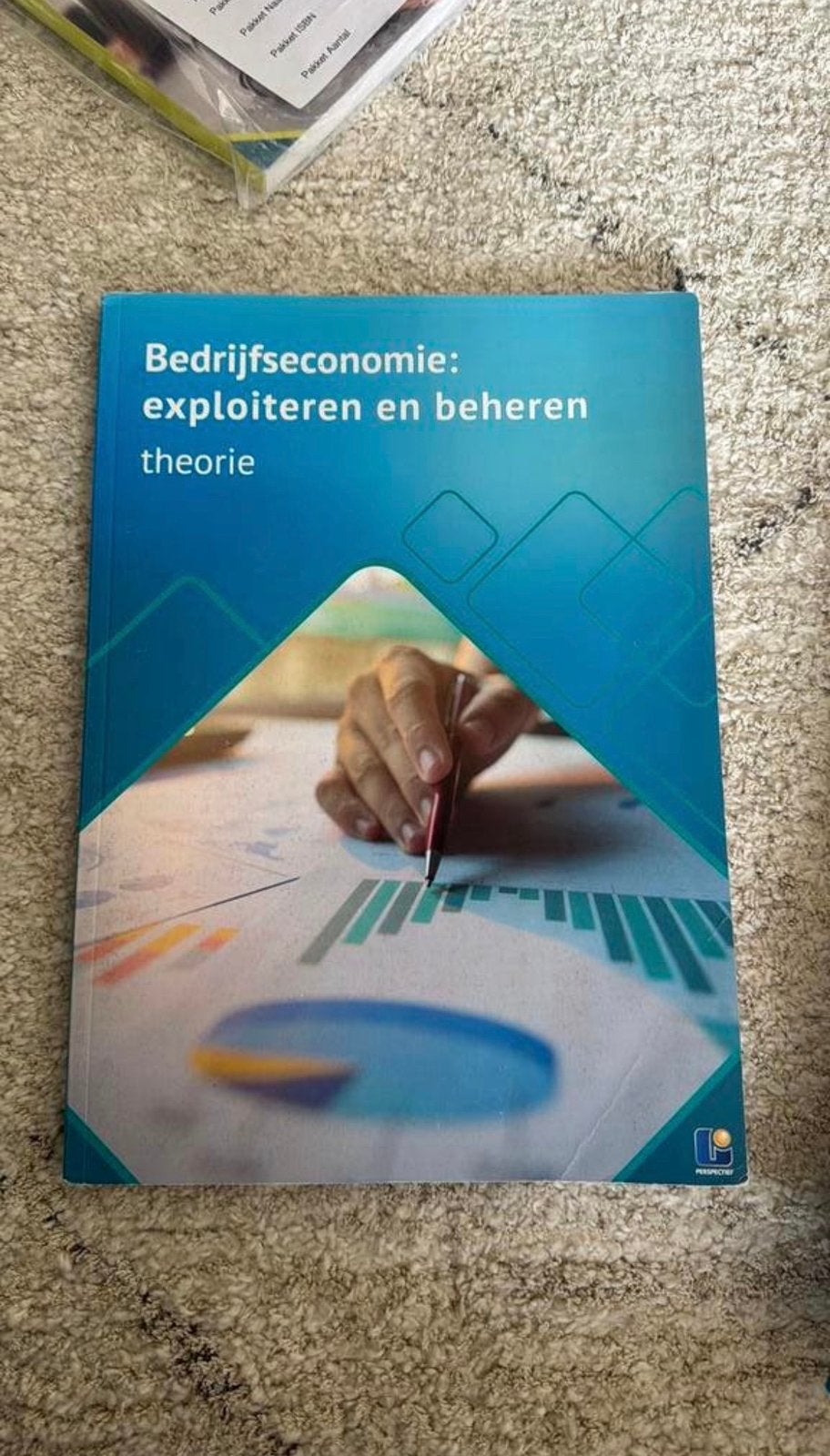 Bedrijfseconomie exploiteren en beheren theorie, Ophalen of Verzenden, Zo goed als nieuw