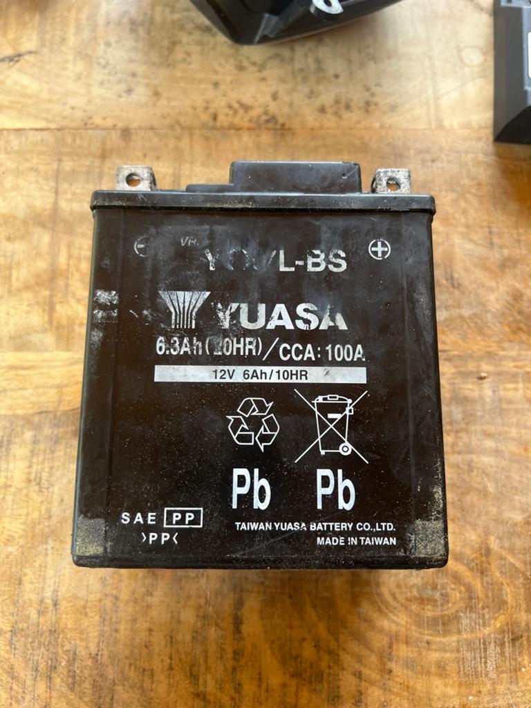 Accu 12V Piaggio Zip (Yuasa YTX7L-BS), Verzenden, Gebruikt, Overige typen, Piaggio