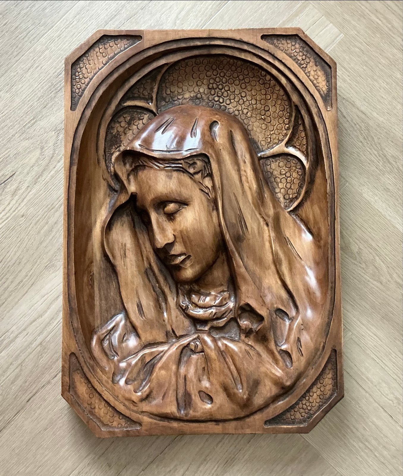 Houten reliëf Maria, 53,5 cm hoog, Ophalen, 50 - 100 cm, Handgemaakt, Wanddecoratie
