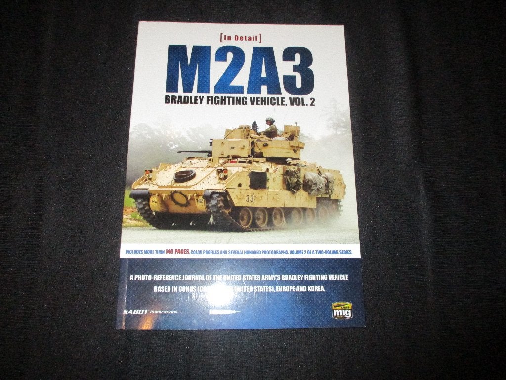 D-479,BOEKJE,AMMO of Mig Jimenez 5952 M2A3 Bradley Fighting, Ophalen of Verzenden, Zo goed als nieuw, 1:32 tot 1:50