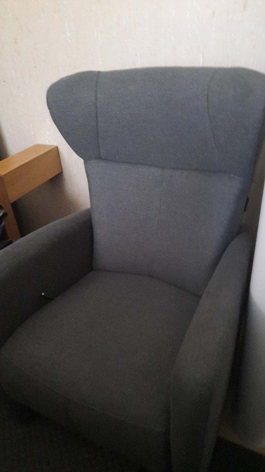 Comfortabele grijze fauteuil - Zo goed als nieuw, 75 tot 100 cm, Ophalen of Verzenden, Zo goed als nieuw, 50 tot 75 cm