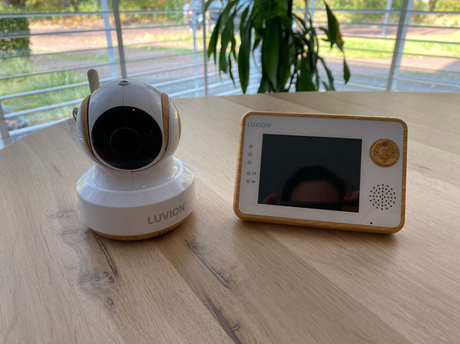 Babyfoon met camera limited edition (Luvion), Ophalen of Verzenden, Zo goed als nieuw, 100 tot 250 meter, Camera