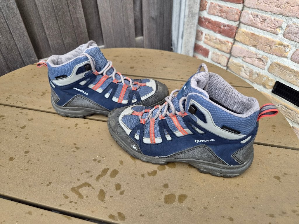 Wandelschoenen – maat 35 – kinderwandelschoen bergschoen, Sport en Fitness, Ophalen of Verzenden, Zo goed als nieuw, Schoenen