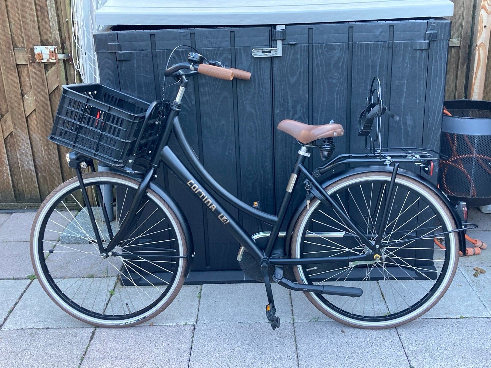 Meisjesfiets Cortina U4 Transport 3 versnellingen met krat, Gebruikt, Versnellingen, Trommelrem, Ophalen