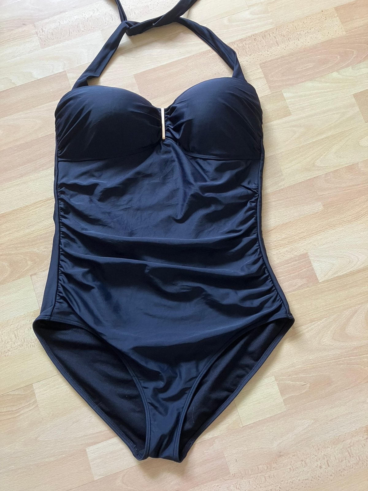 Beachwave zwart badpak mt 48 izgs, Kleding | Dames, Grote Maten, Ophalen of Verzenden, Gedragen, Zwart, Lingerie of Zwemkleding