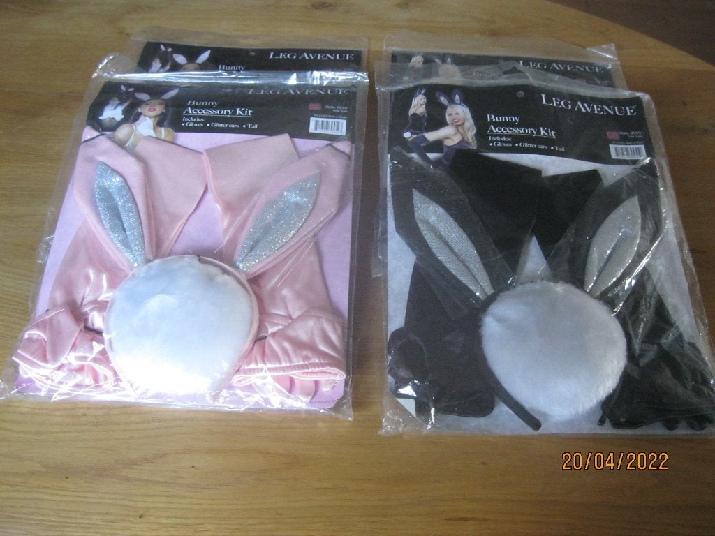 Bunny set: handschoenen,staartje,diadeem/oortjes(one size), Maat 38/40 (M), Huwelijk, Nieuw, Ophalen of Verzenden