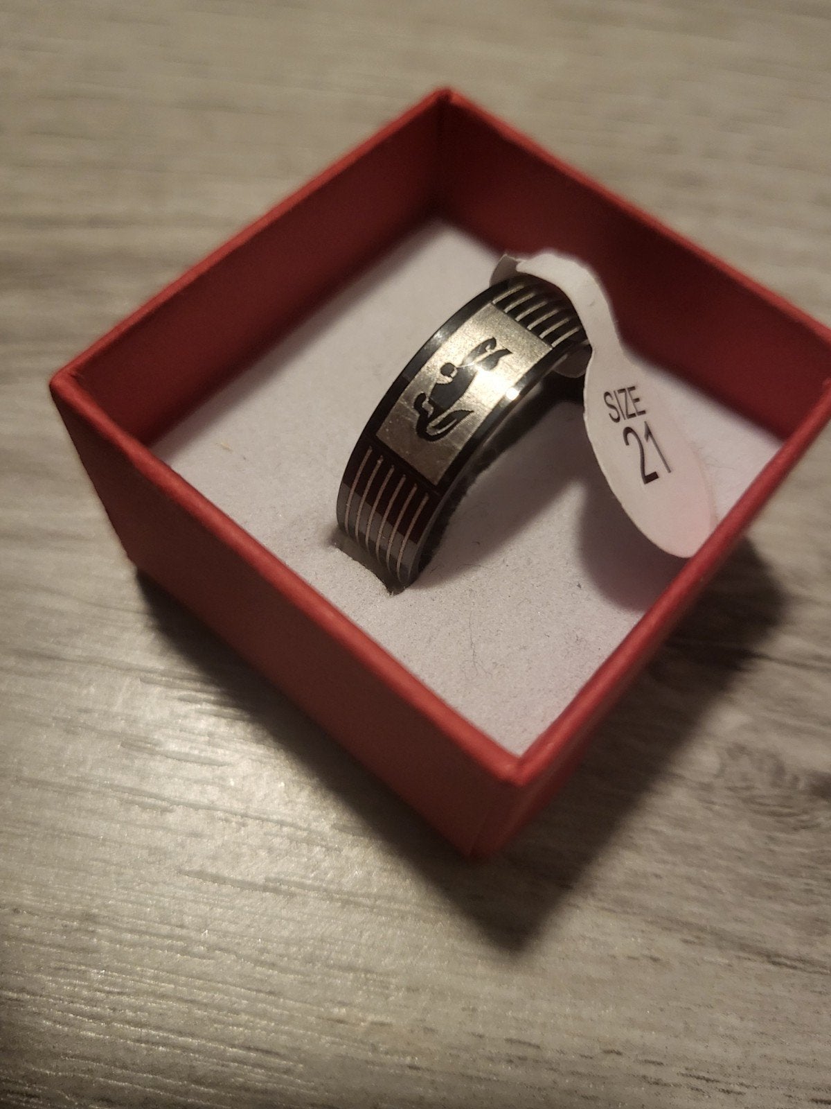 Nieuwe ring met krokodil design, maat 21, Sieraden, Tassen en Uiterlijk, Ringen, 20 of groter, IJzer of Staal, Zwart, Nieuw