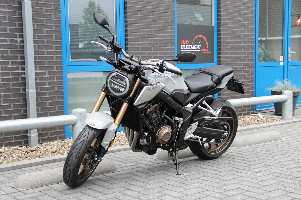 Honda CB 650 R 2021 Quickshifter NIEUWSTAAT 35kW A2, Honda Motor Europe Limited – Netherlands branch, Cco@honda-eu.com, Traction Control