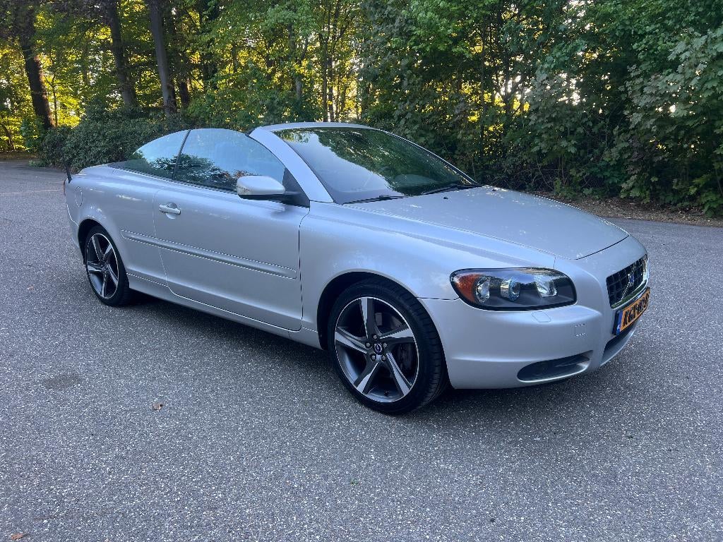 Volvo C70 2.5 T5 220PK Summum Clima PDC Cruise Leder Stoelv., C70, Zwart, Cabriolet, 1634 kg