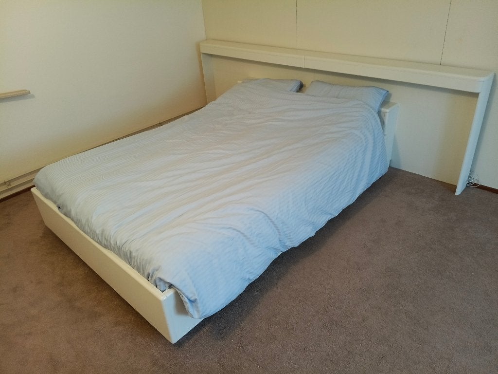 Tweepersoonsbed met hoofdbord en verlichting, Ophalen, Wit, Tweepersoons, Zo goed als nieuw