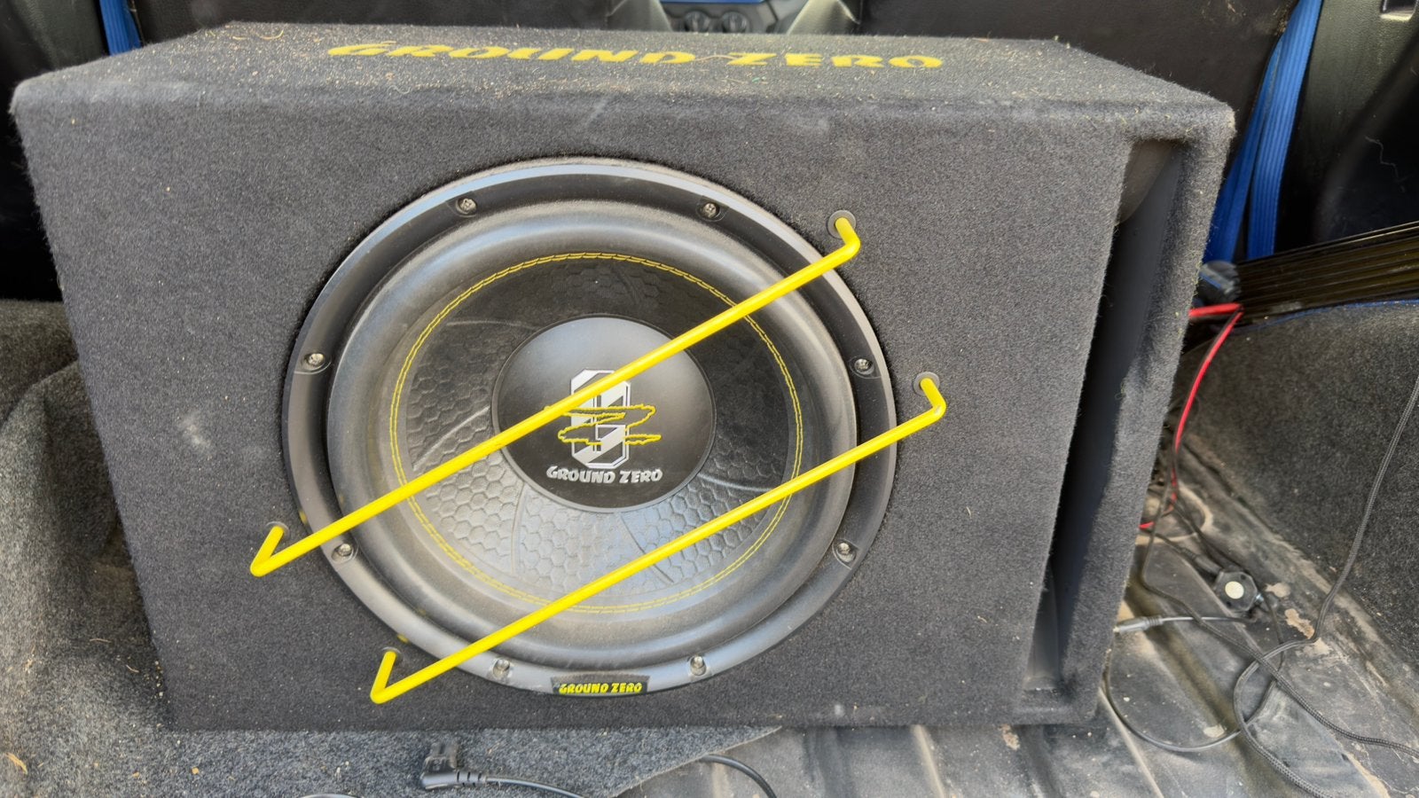 Subwoofer groundzero, Ophalen, Zo goed als nieuw