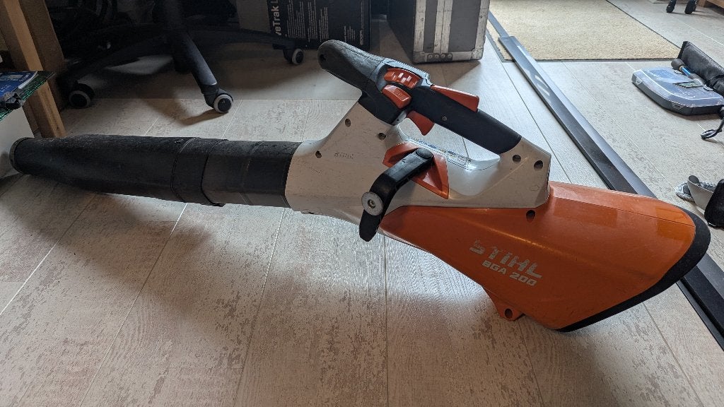 Stihl BGA200 Bladblazer, Tuin en Terras, Ophalen, Stihl, Handgedragen, Zo goed als nieuw