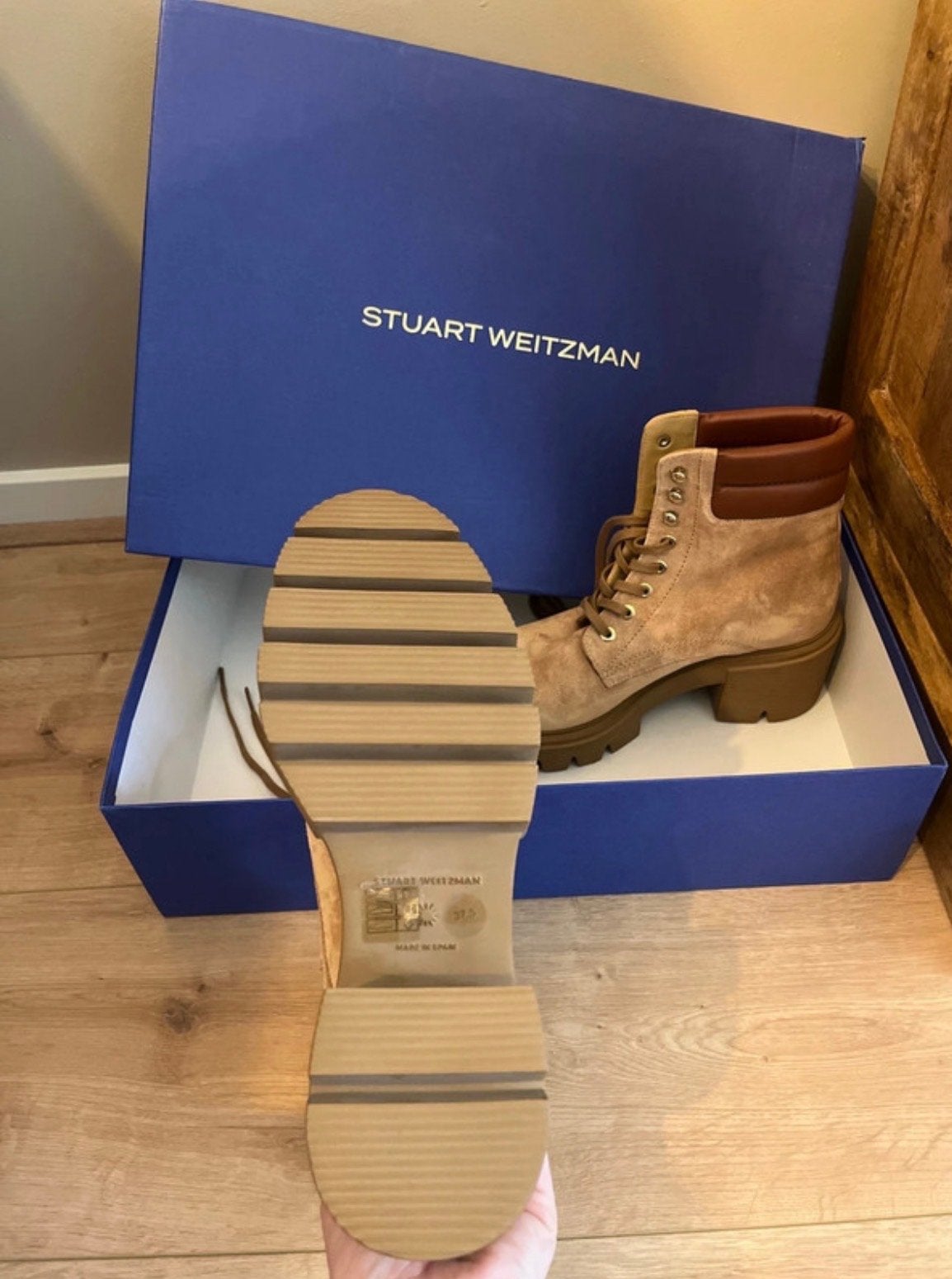 Stuart Weitzman laarzen maat 37,5, Kleding | Dames, Schoenen, Nieuw, Lage of Enkellaarzen, Beige, Ophalen of Verzenden