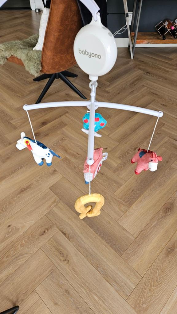 Muziekmobiel/babymobiel babyono met paardjes, Ophalen of Verzenden, Zo goed als nieuw, Mobiel, Met geluid