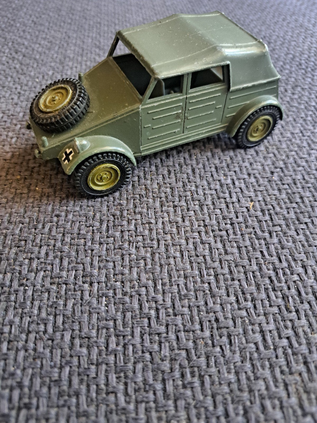dinky toys meccano england model v.w k.d.f batle lines, Antiek en Kunst, Antiek | Speelgoed, Ophalen of Verzenden