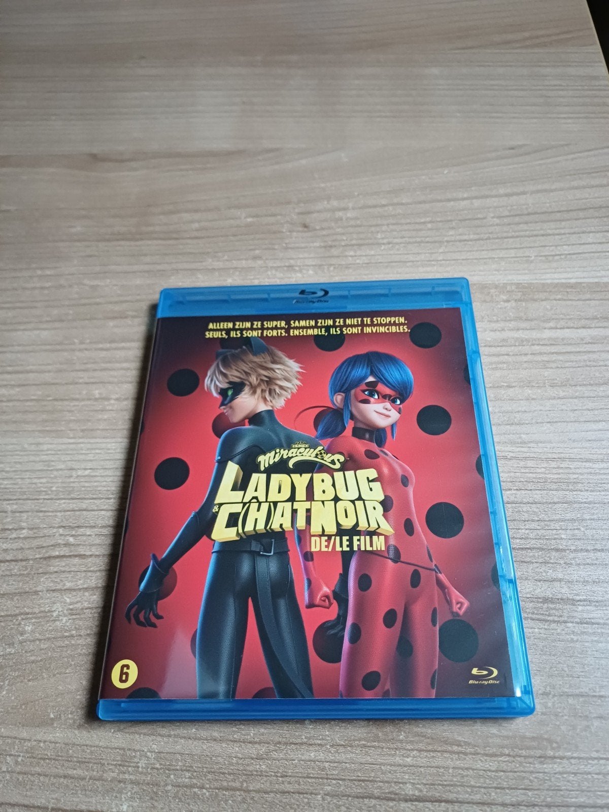 miraculous ladybug & cat noir de film blu ray, Verzenden, Zo goed als nieuw