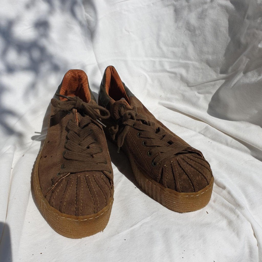 Stoere bruine schoenen, dikke zool. Mt 37. Merk Tango, Bruin, ., Ophalen of Verzenden, .
