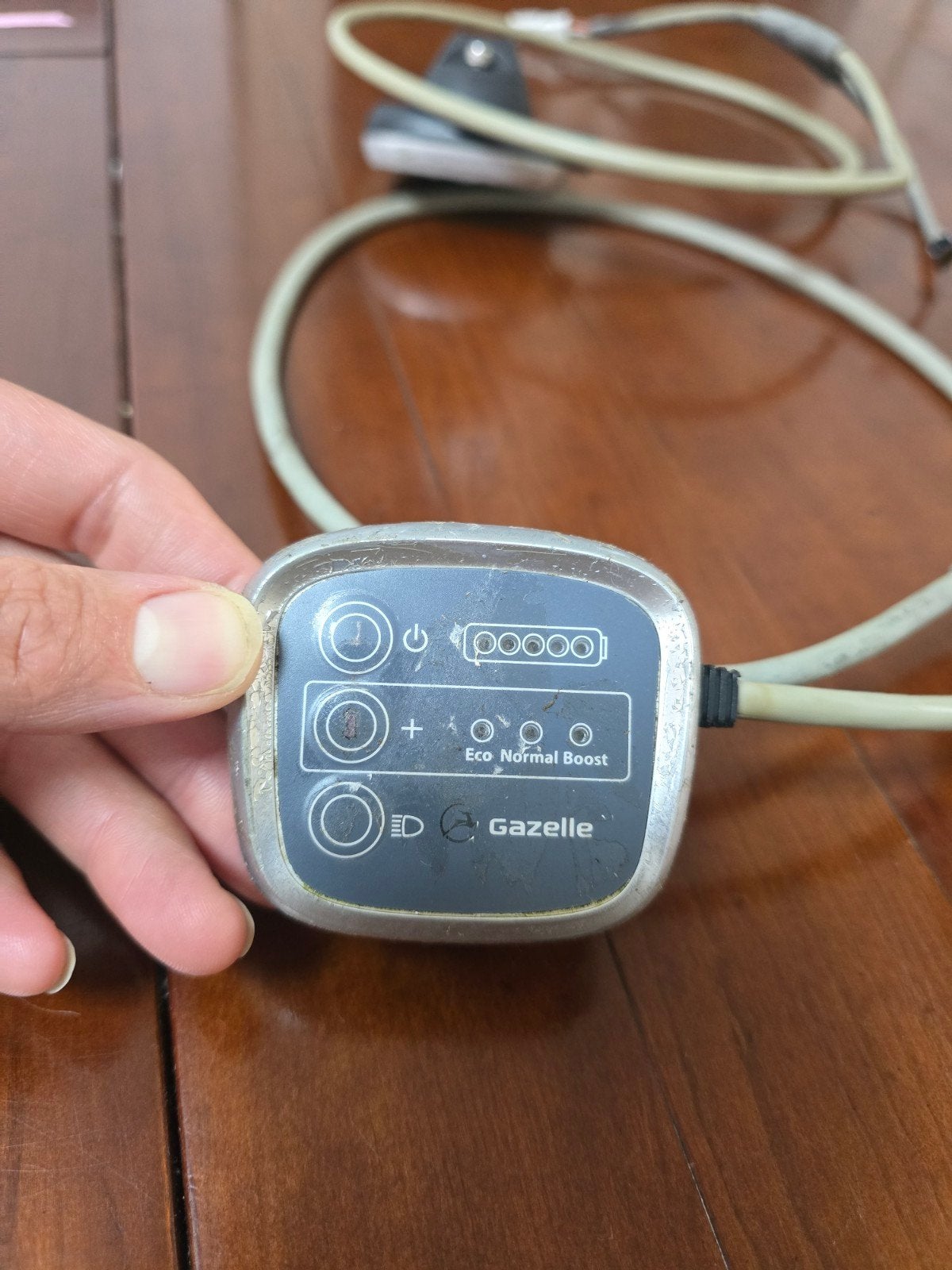 Gazelle fietsbediening met kabel - Gebruikt, Fietsen en Brommers, Fietsaccessoires | Fietsaccu's, Ophalen of Verzenden, Gebruikt