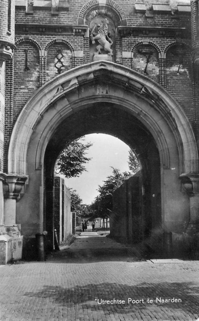 379-196-001 Naarden Utrechtse Poort, Verzamelen, Ophalen of Verzenden, Voor 1920, Noord-Holland