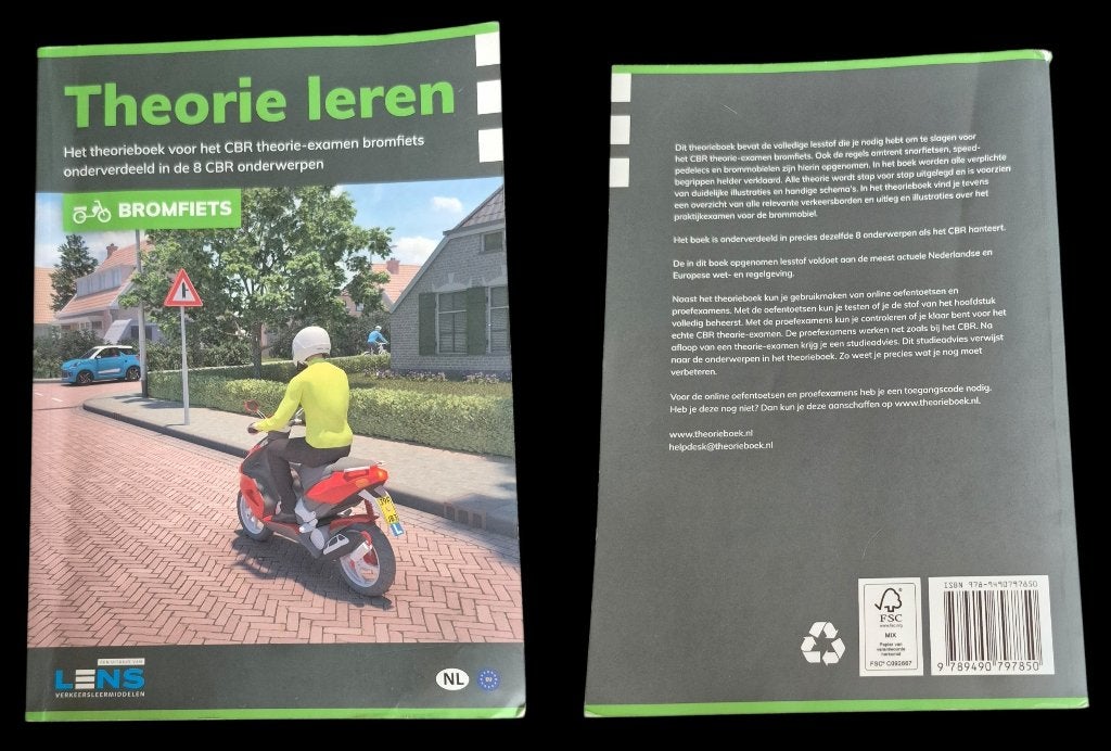 Theorieboek bromfiets/scooter, Ophalen of Verzenden, Gelezen