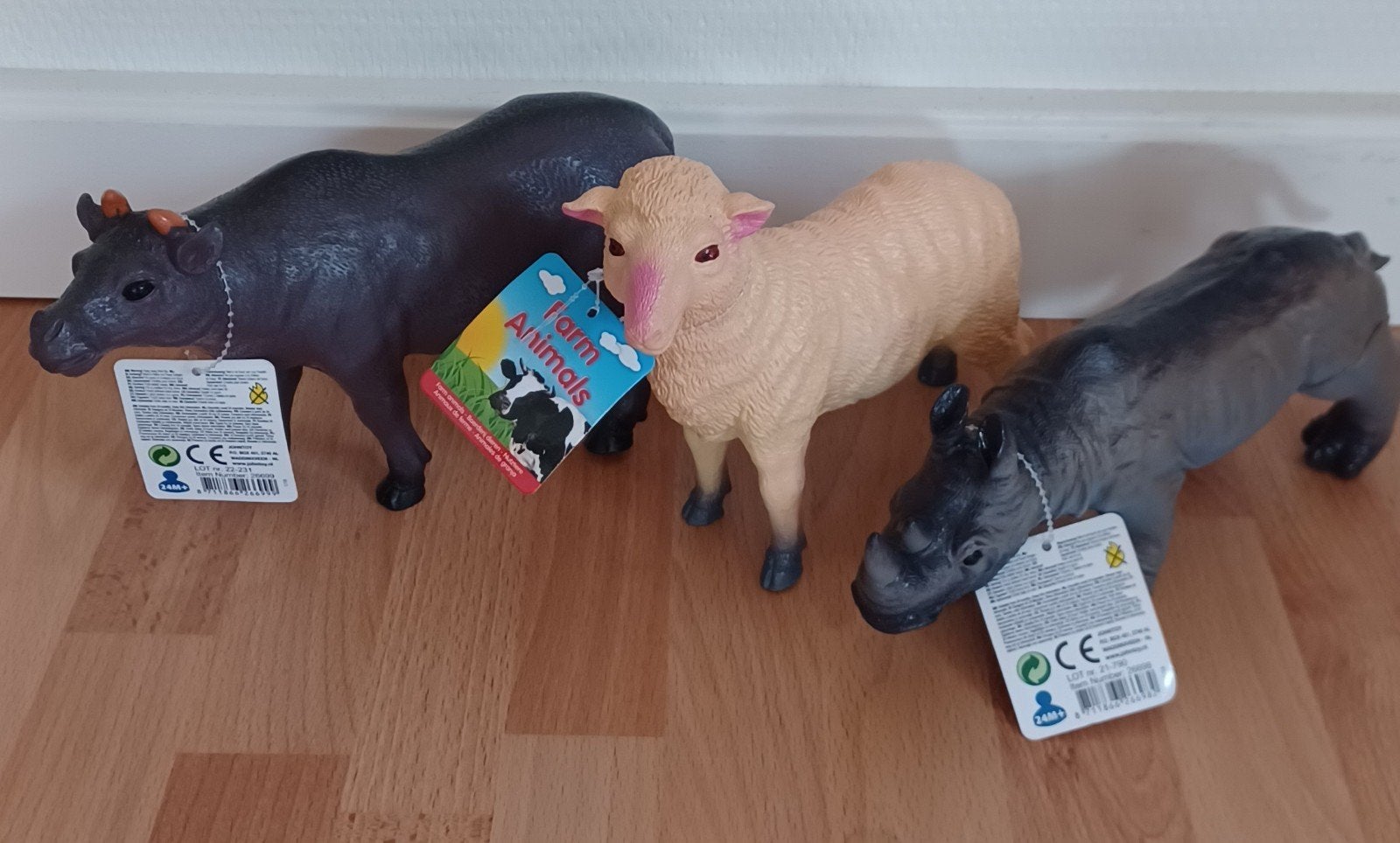 3 rubberen dieren, Ophalen of Verzenden, Nieuw, Jongen of Meisje