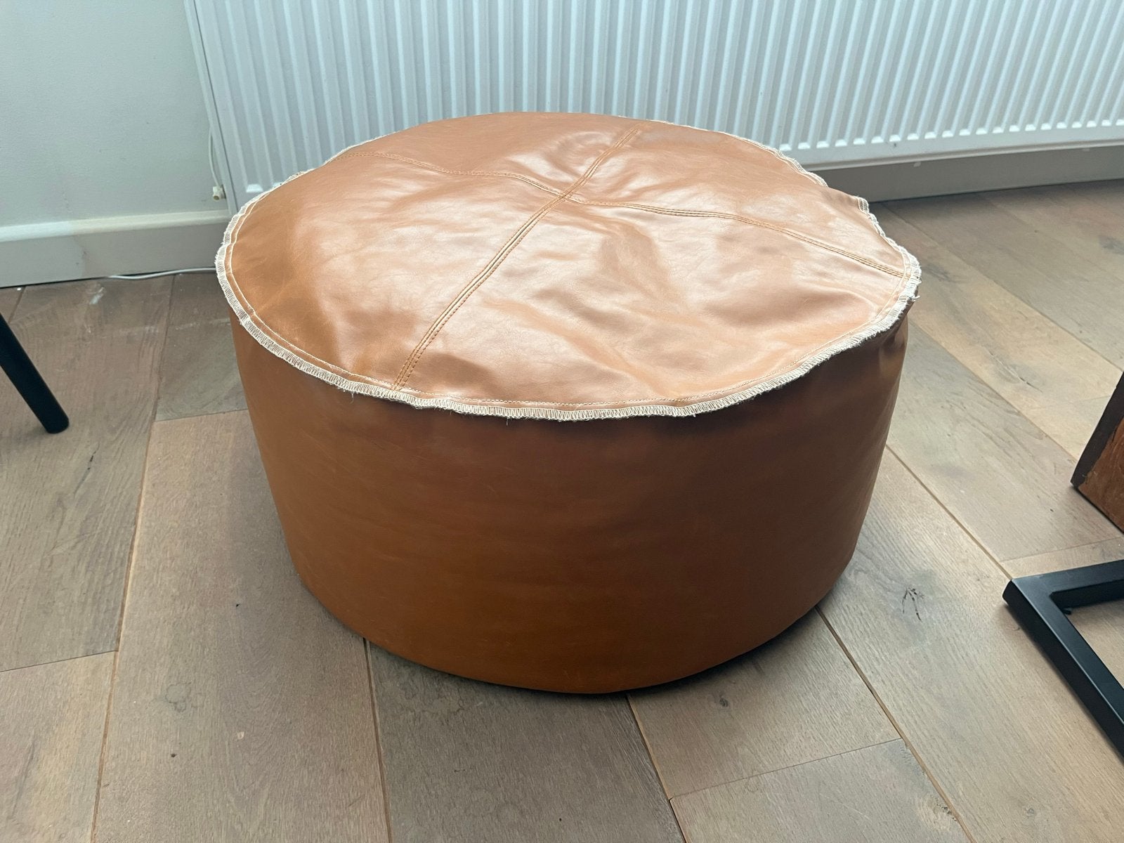 Lebel poef Jens - cognac - 60x30 cm, Ophalen, Overige materialen, Rond, Zo goed als nieuw