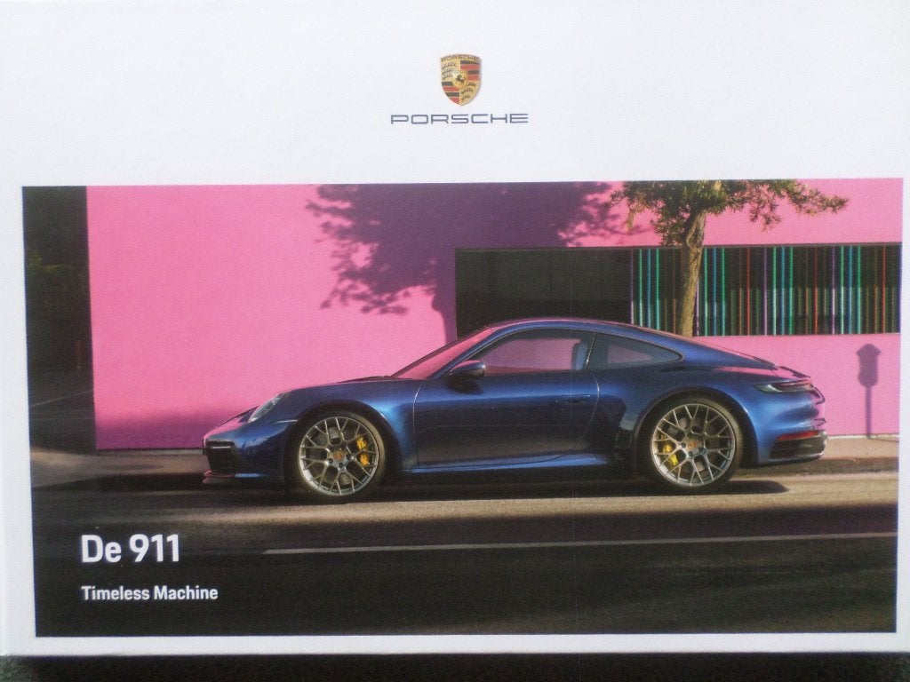 Porsche 911 992 Carrera 2019 Boek, Ophalen of Verzenden, Zo goed als nieuw, Porsche
