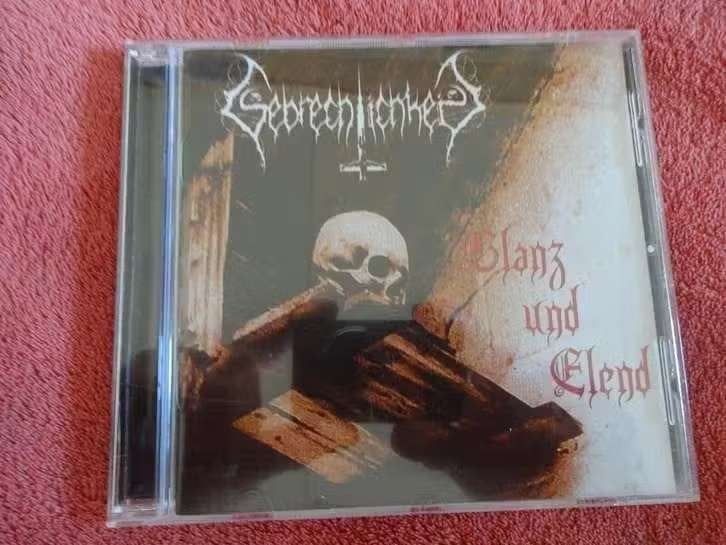 CD Gebrechlichkeit - Glanz Und Elend , AK015 Metal, Ophalen of Verzenden, Zo goed als nieuw, Black metal, Album