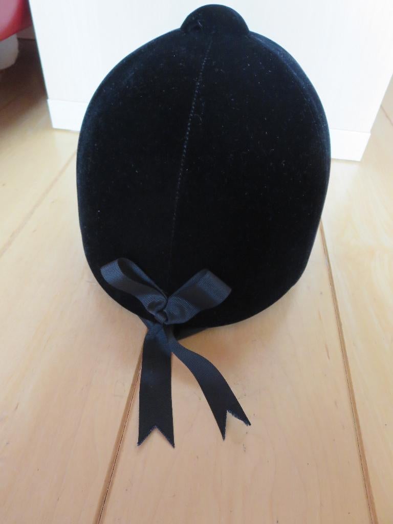 Vrijwel nieuwe Harry's horse cap zwart maat 55, Dressuur, Kinderen, Ophalen of Verzenden, Zo goed als nieuw