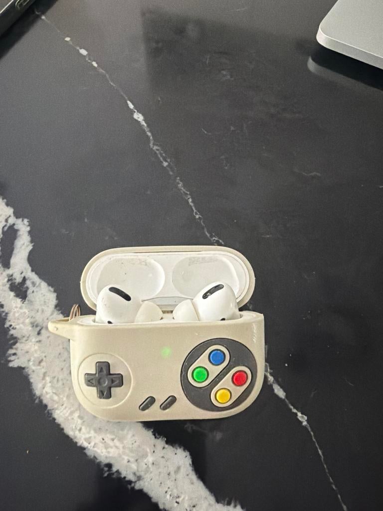 Apple AirPods Pro, Ophalen, Gebruikt, Draadloos