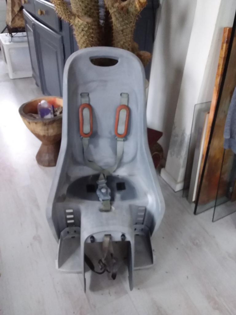 Bobike fietsstoeltje compleet!, Fietsen en Brommers, Fietsaccessoires | Fietsstoeltjes, Ophalen, Achterzitje, 9 t/m 36 kg, Bobike