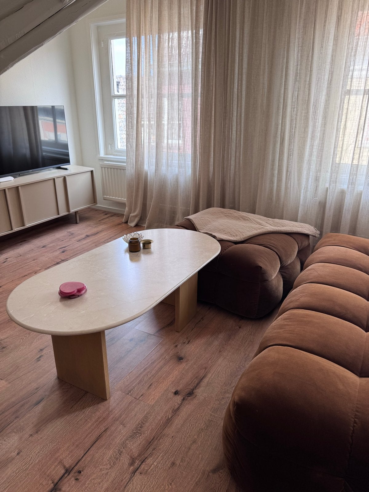 TRAVERTINO salontafel - marmerlook en mangohout 120 cm, Ophalen, Overige materialen, 100 tot 150 cm, Nieuw