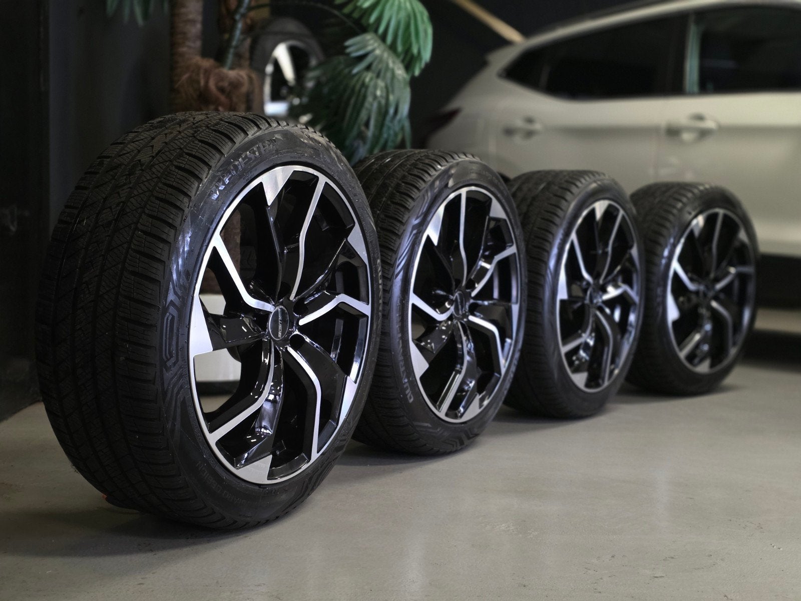 19 inch 5x112  Velgen met Allseason Banden (z.g.a.n), Auto-onderdelen, Banden en Velgen, All Season, Personenwagen, Ophalen