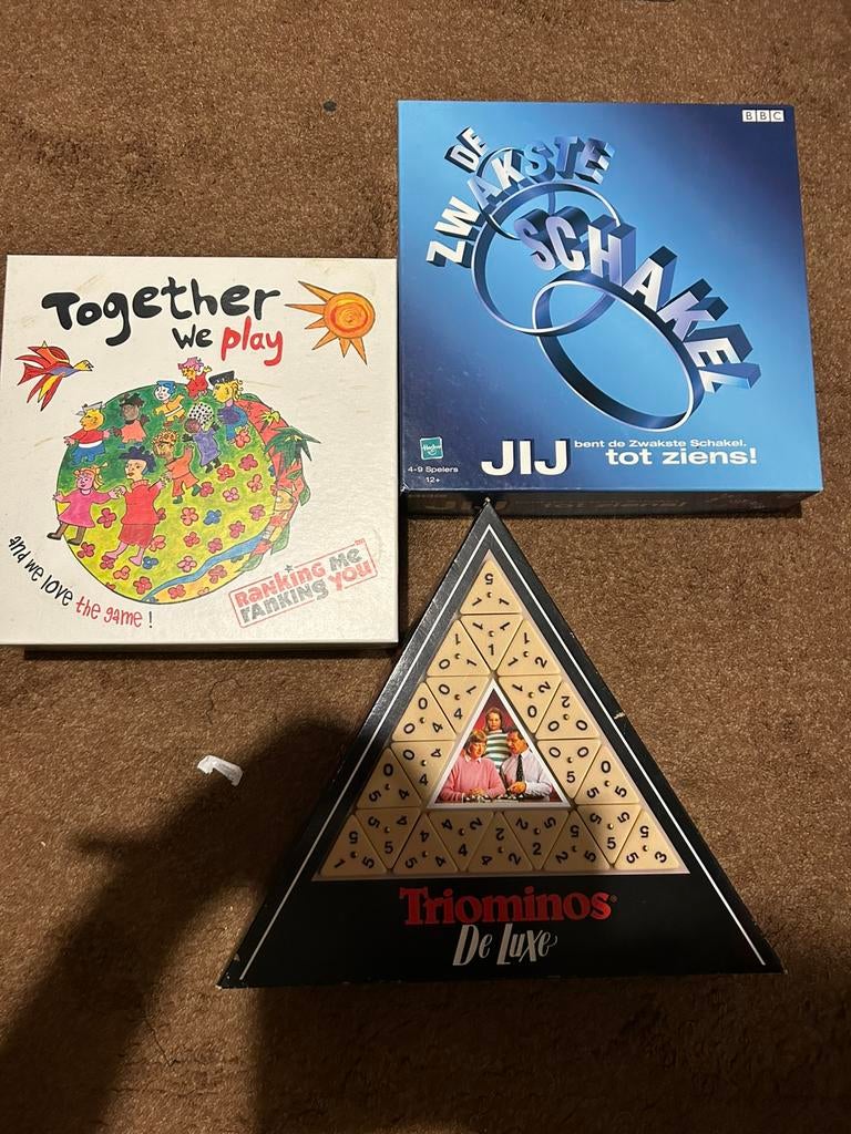 3 Dozen met spelletjes ( compleet & in nette staat, Hobby en Vrije tijd, Gezelschapsspellen | Bordspellen, Ophalen of Verzenden