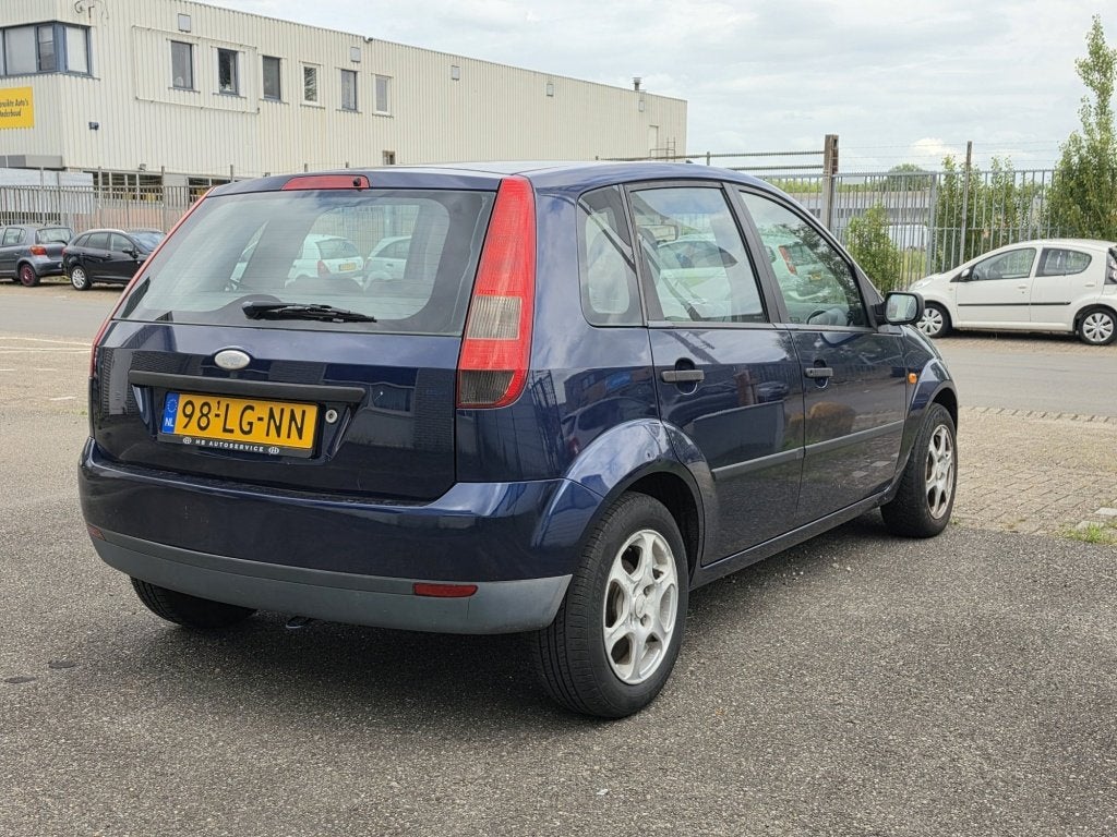 Ford Fiesta 1.3 Core 5-Deurs Stuurbekr. Nw APK ✅, 100 kg, 1299 cc, Gebruikt, 4 cilinders
