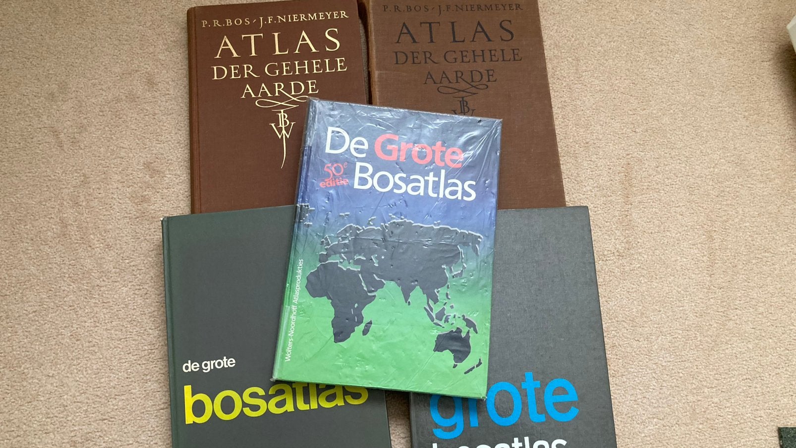 Atlassen, Ophalen, Gelezen, Overige onderwerpen