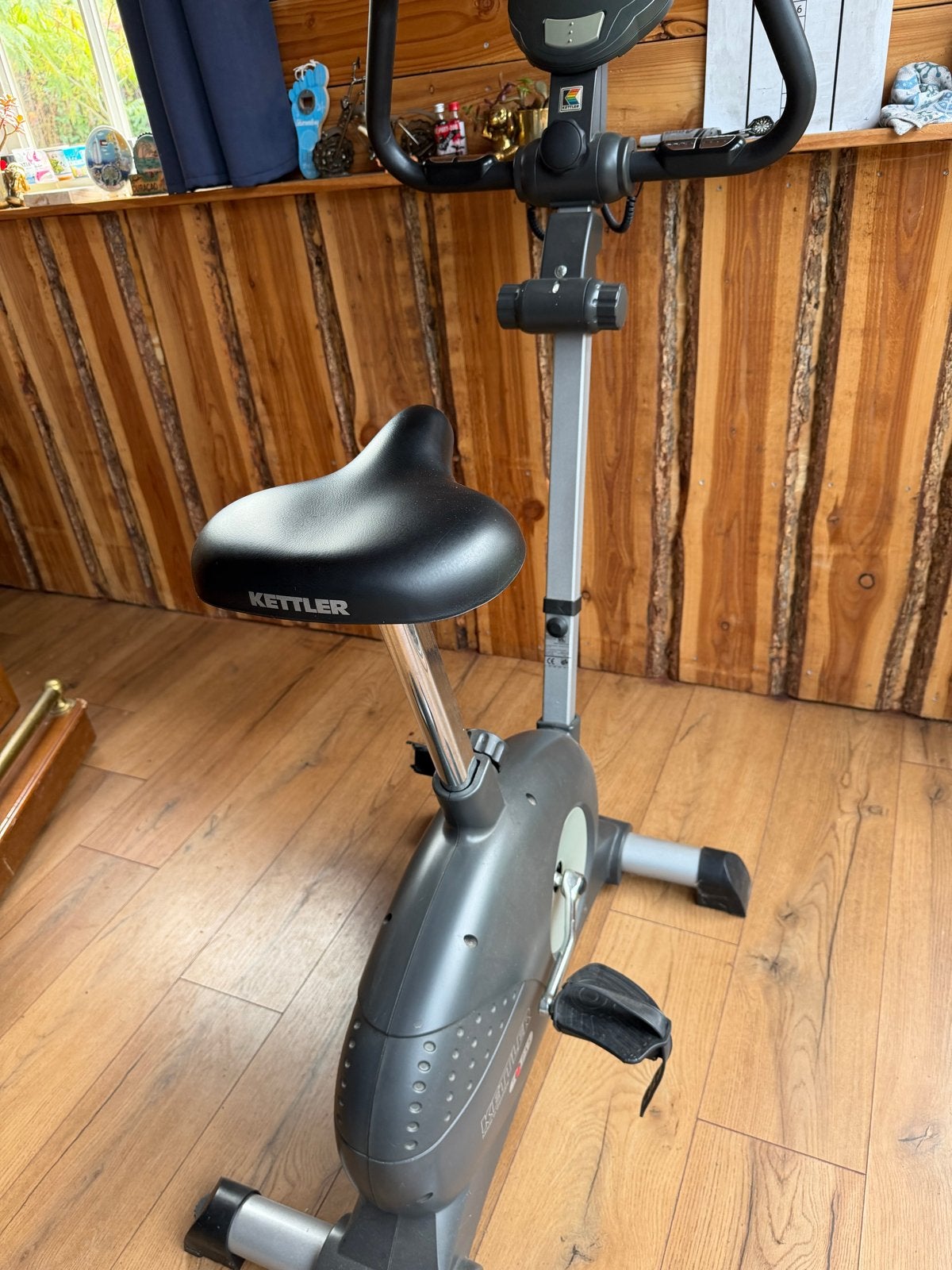 Kettler Hometrainer - Zo goed als nieuw, Sport en Fitness, Ophalen, Zo goed als nieuw, Metaal, Benen