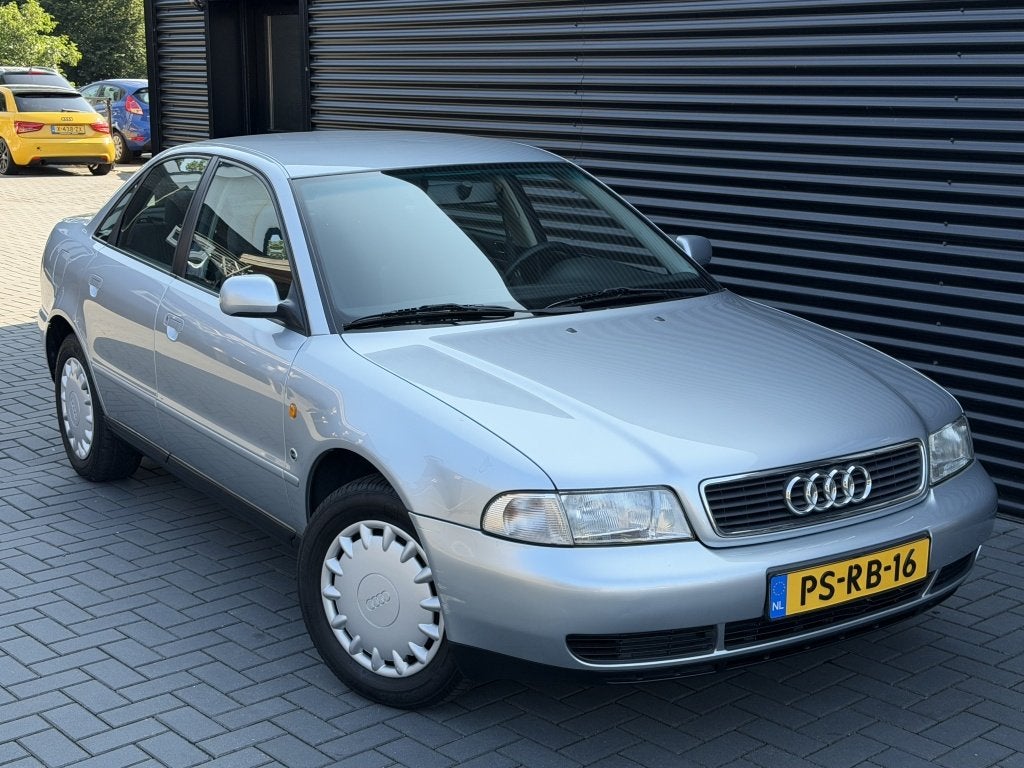 Audi A4 Limousine 1.6 GRIJS| 1996| ZEER NETJES| APK| 149DKM, foto 7