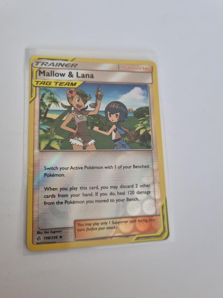 Mallow & Lana Pokémon Kaart 198/236 tag team, Ophalen of Verzenden, Zo goed als nieuw, Losse kaart, Foil