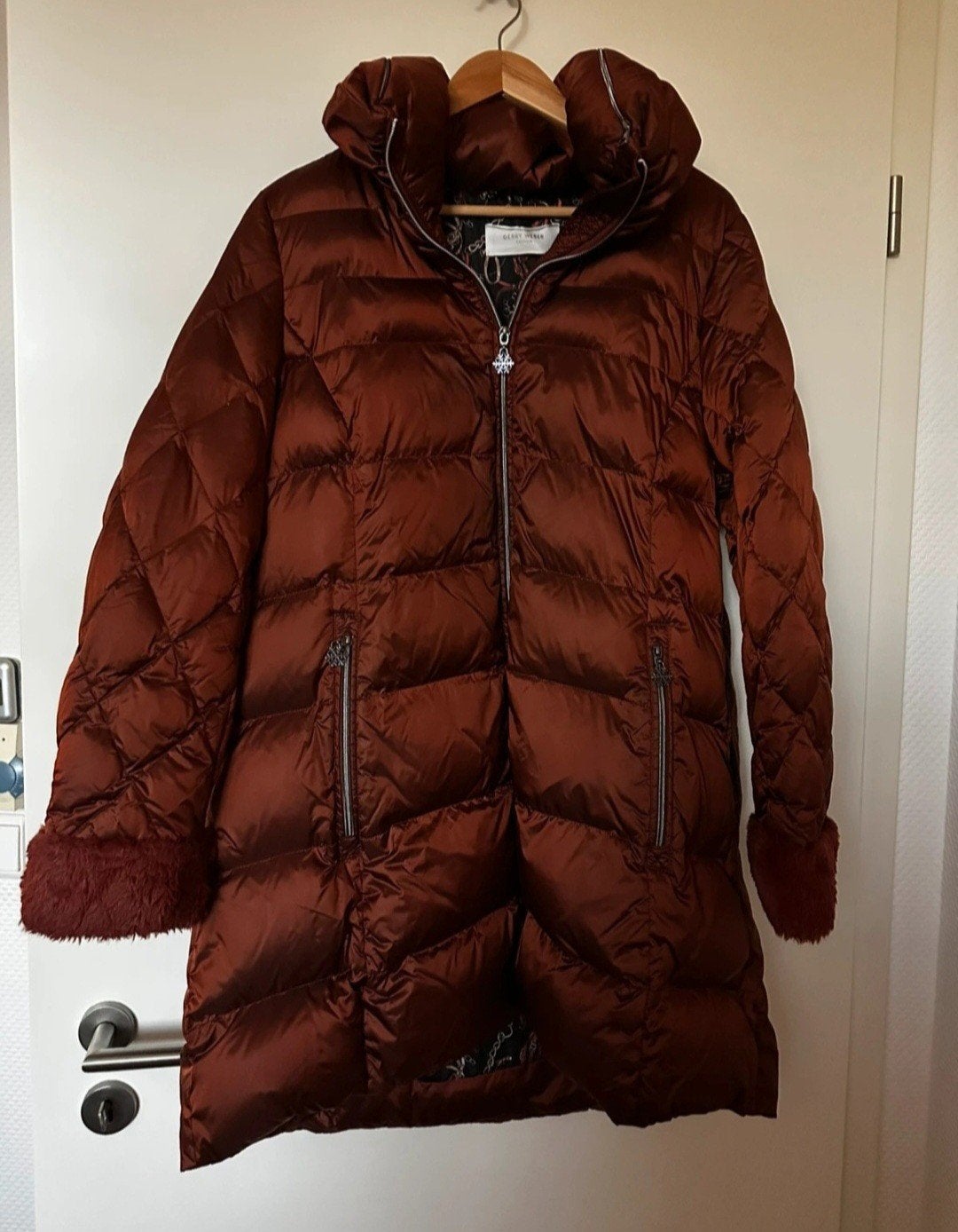 Prachtige Gerry Weber winterjas maat 42 - Nieuwstaat, Ophalen, Bruin, Maat 42/44 (L), Zo goed als nieuw